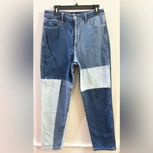 Hollister Patchwork Denim Ultra High Rise Mom Jeans Size 11R / W30 L27